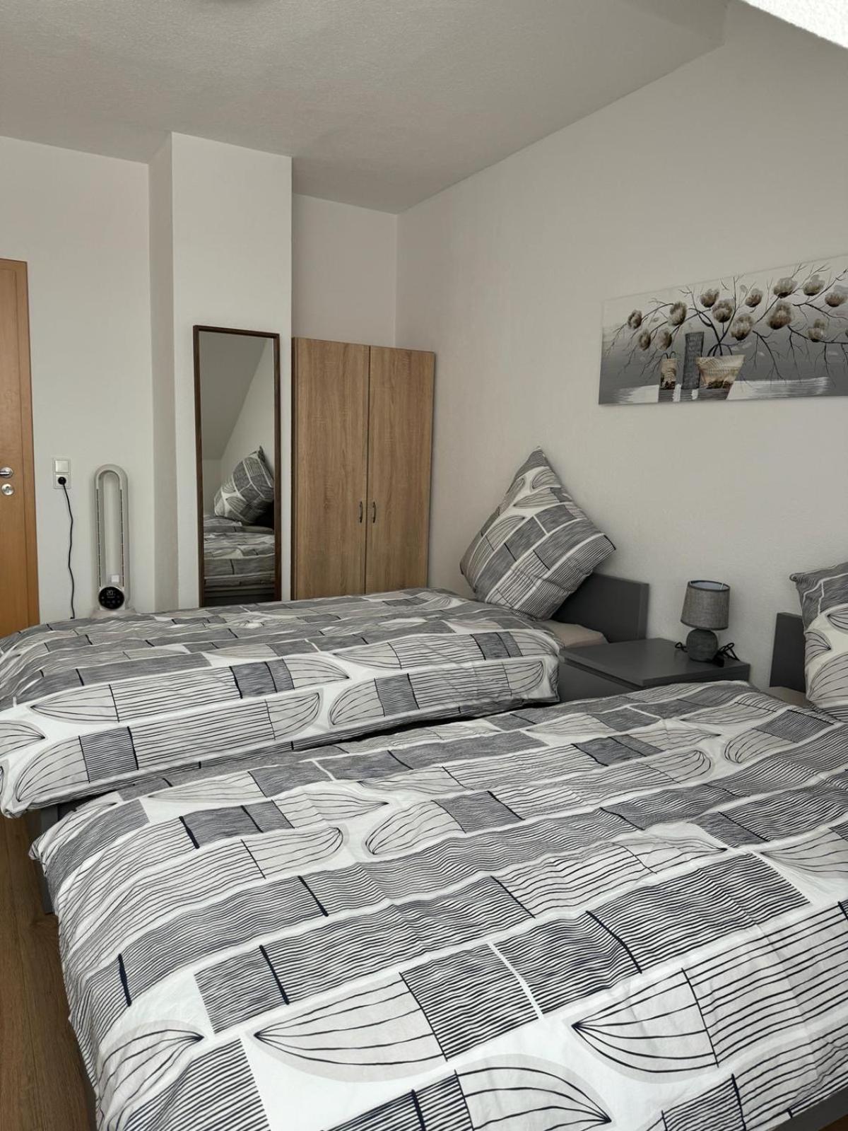 Moderne Wohnung In Eutritzsch ライプツィヒ エクステリア 写真