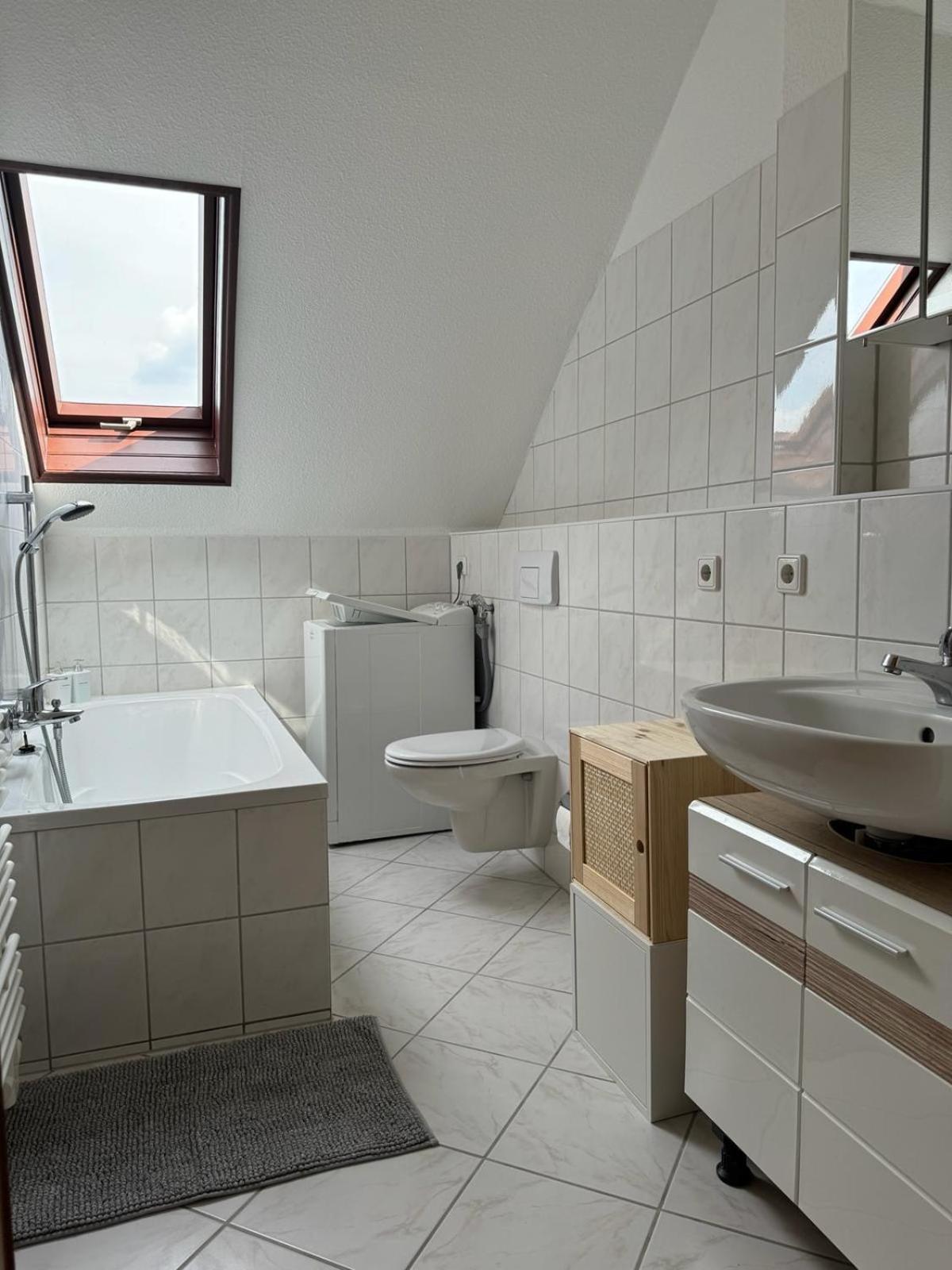 Moderne Wohnung In Eutritzsch ライプツィヒ エクステリア 写真